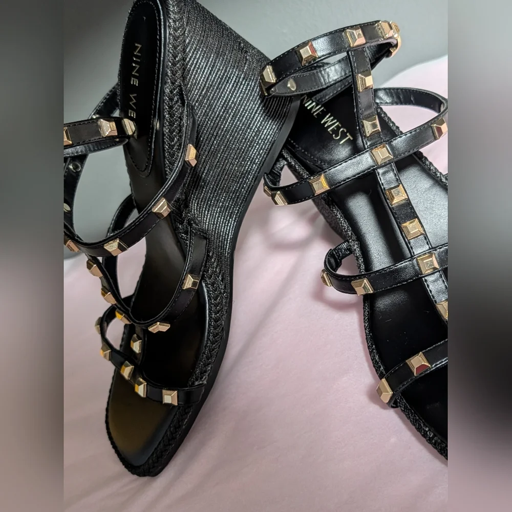 Nine West chic black